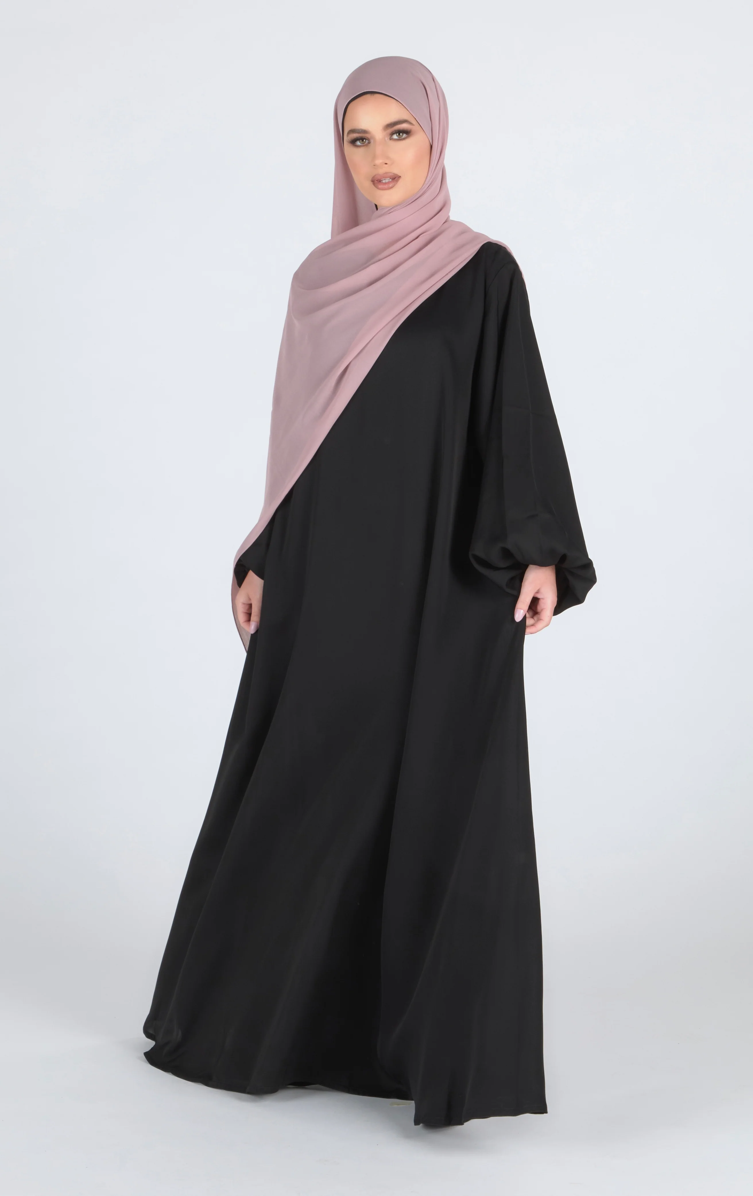 Black Flare Closed Abaya - Image 3