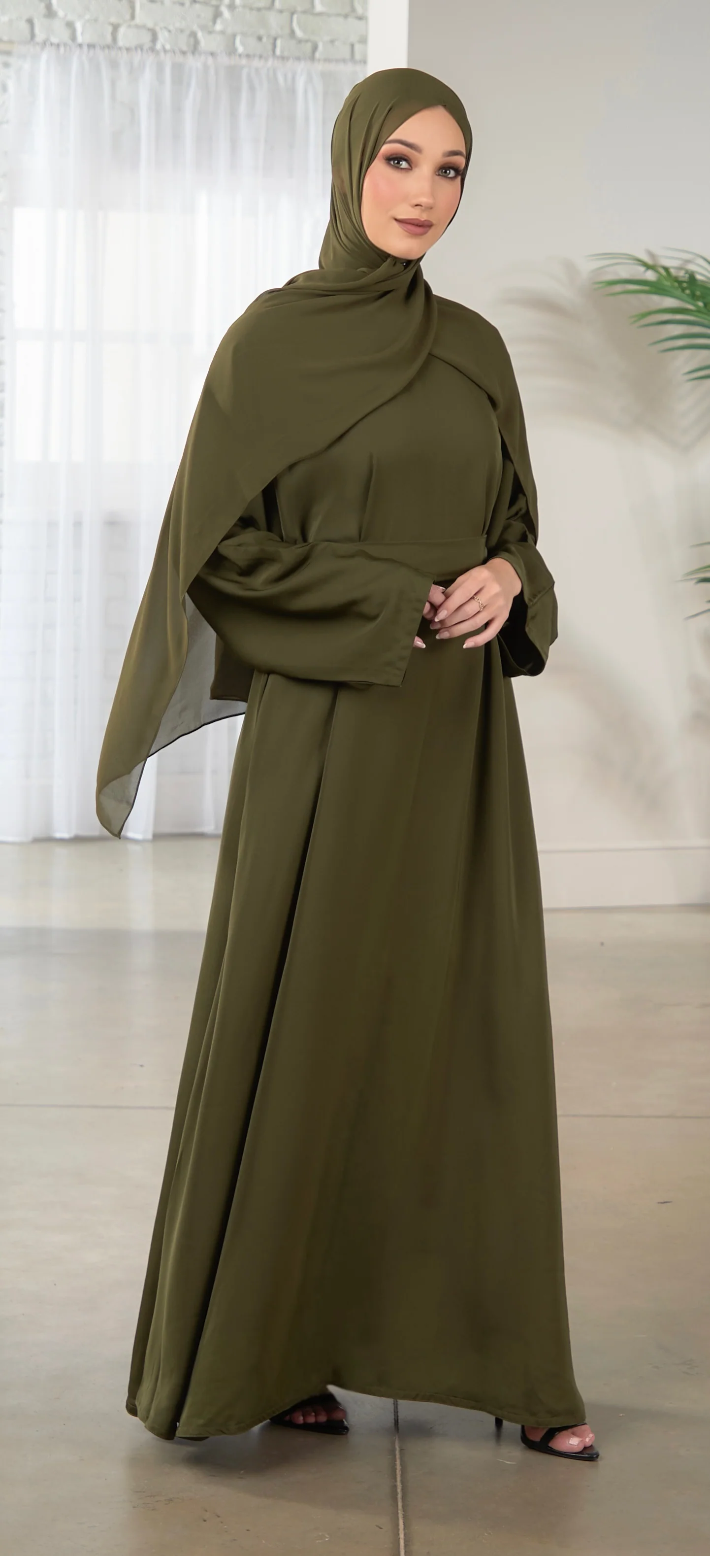 Casual Abaya with Pockets and Matching Hijab - Forest Green - Image 3