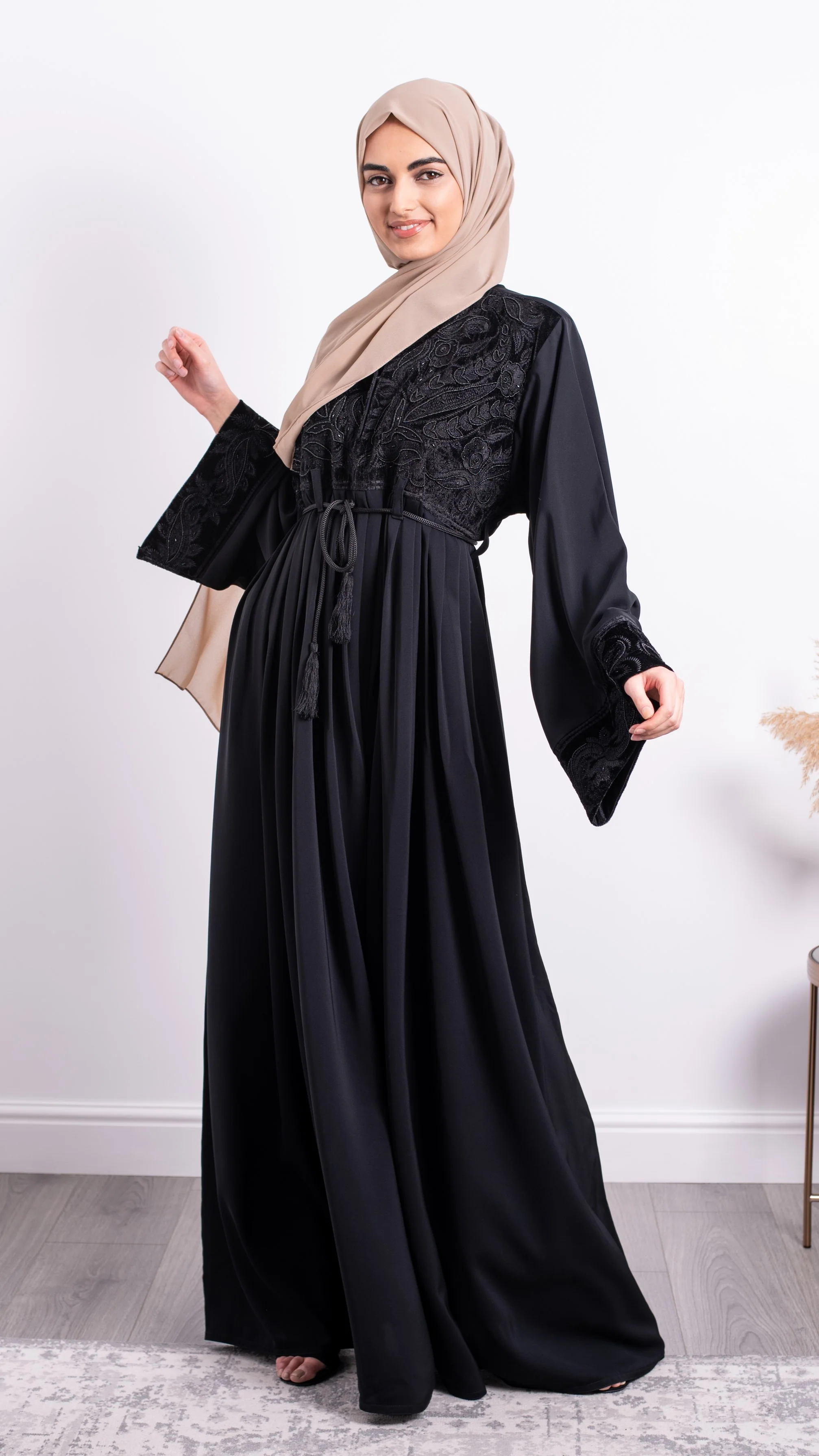 Mia Velvet Embroidered Abaya - Image 3