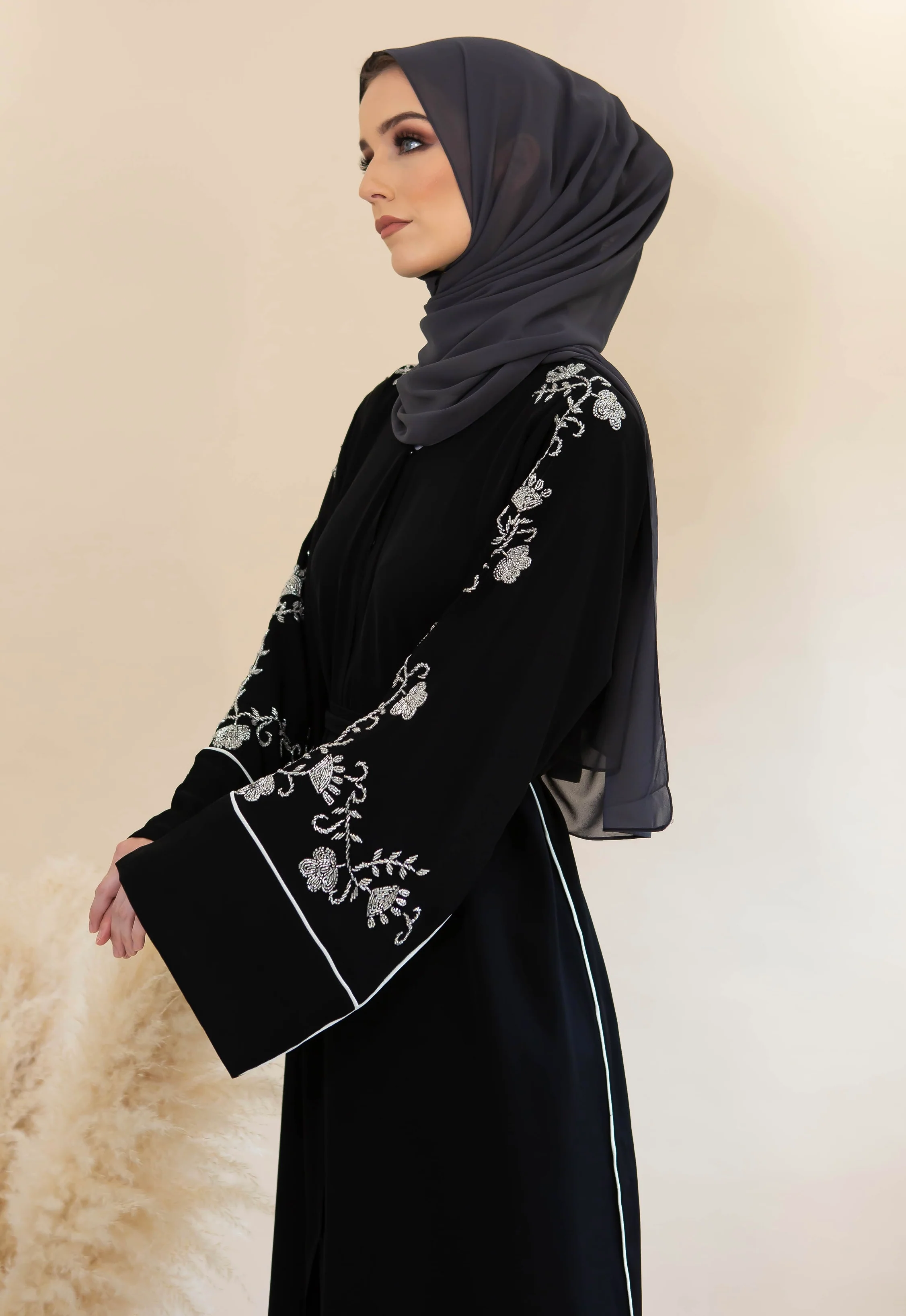Nesrine Abaya - Image 3