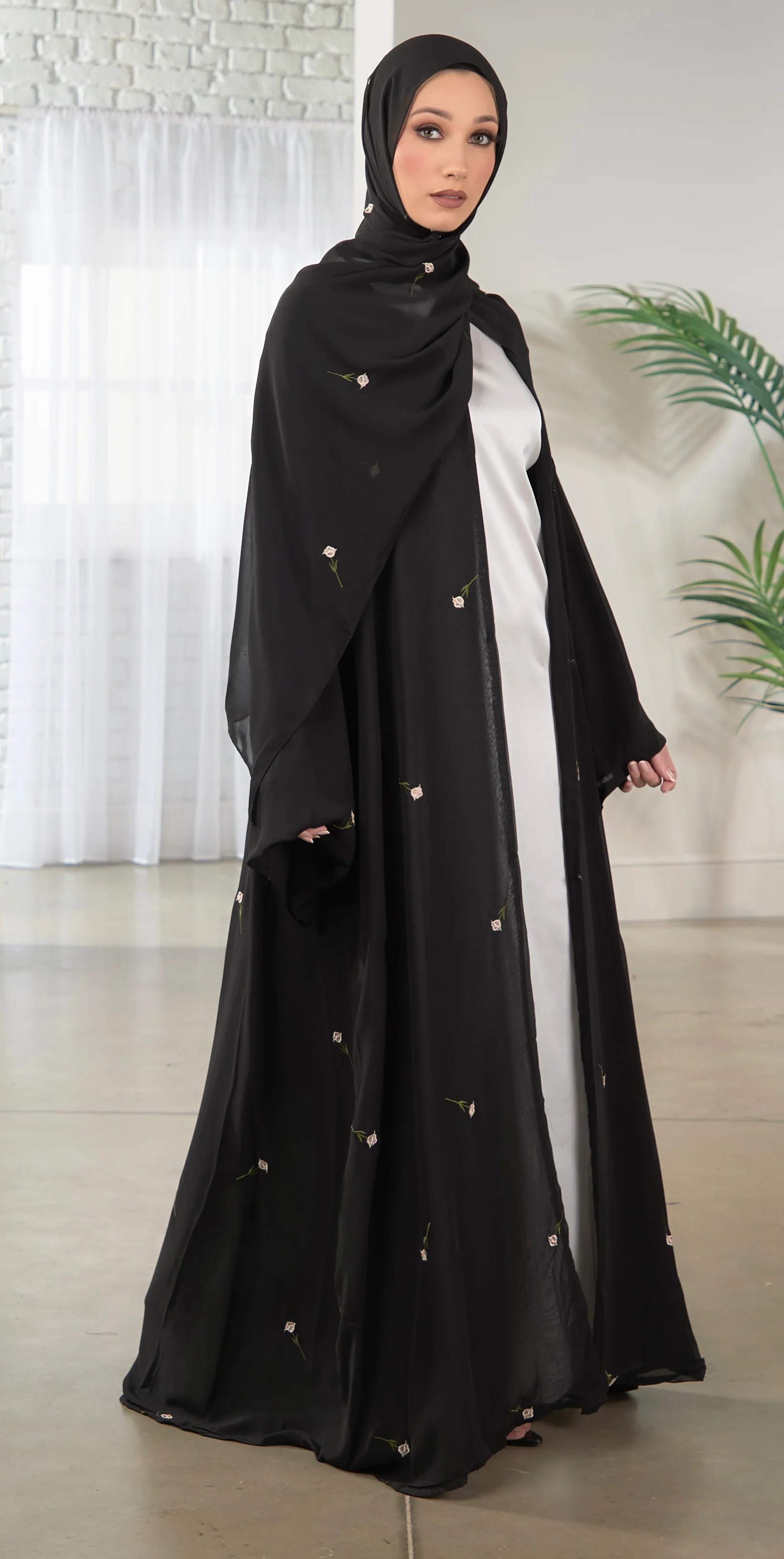 Nora Abaya - Black - Image 3