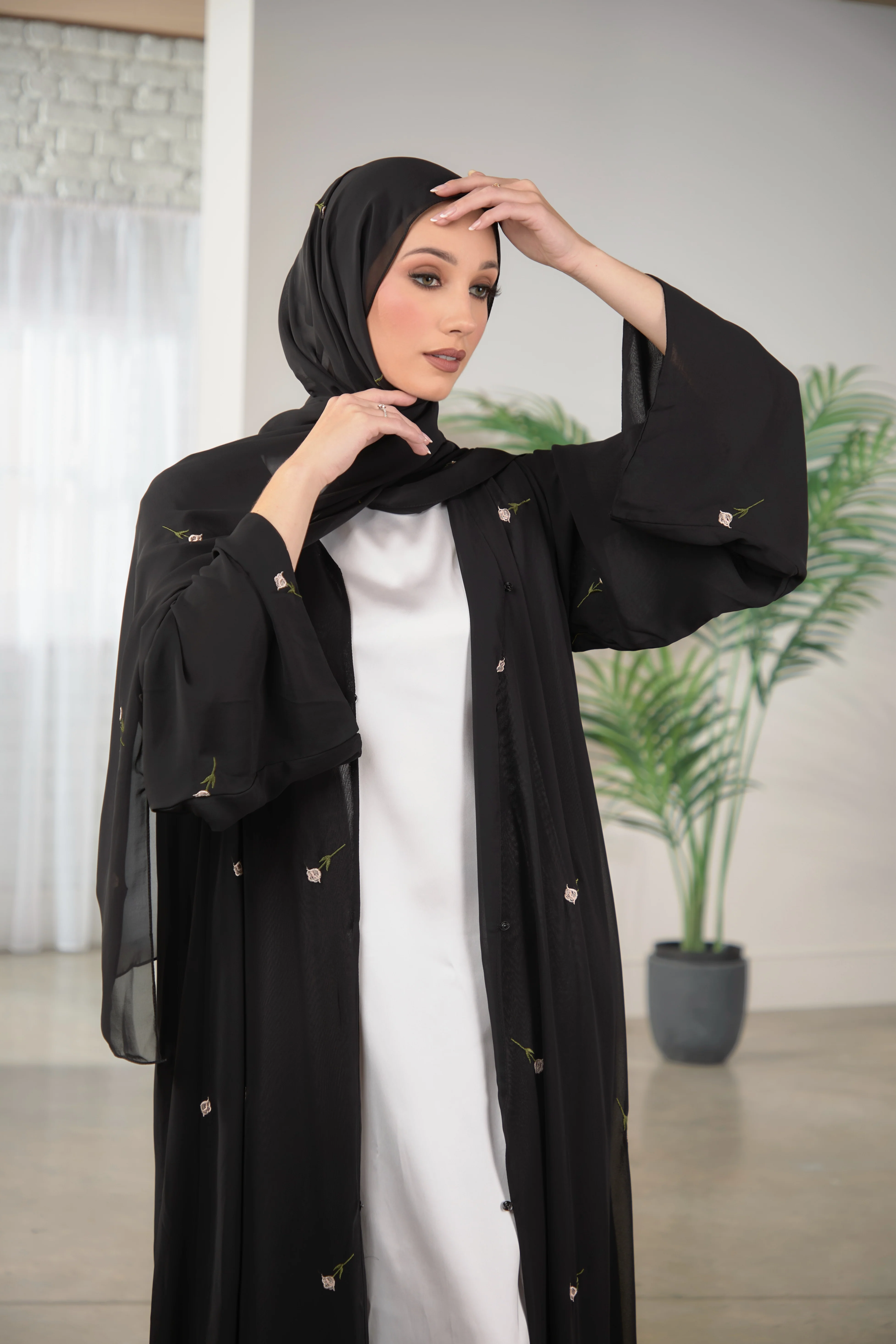 Nora Abaya - Black - Image 4