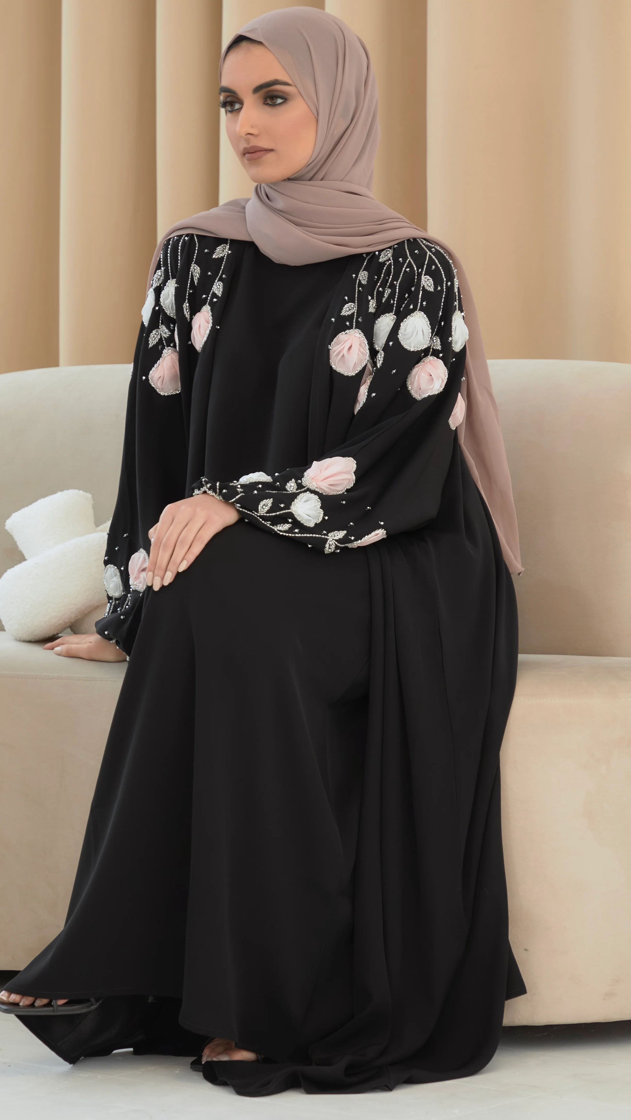 Zainab Abaya - Image 3